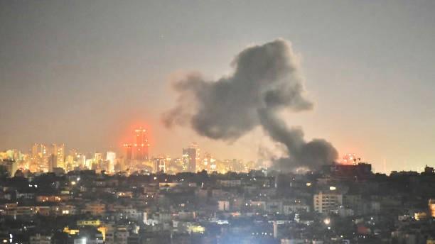 Sirene Dibunyikan di Israel Tengah, Proyektil dari Lebanon Jatuh di Area Terbuka