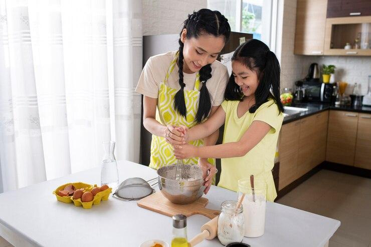 11 Ide Kegiatan Seru di Rumah Saat Akhir Pekan