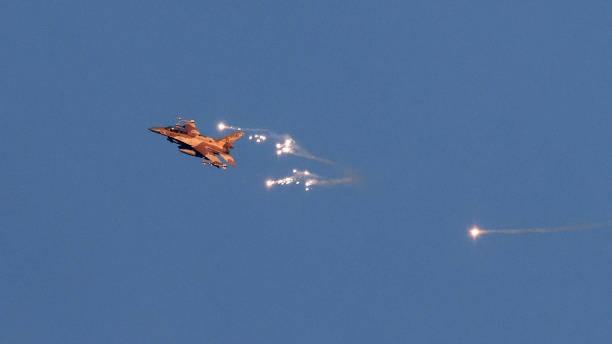 Jet Tempur Israel Tewaskan Komandan Hizbullah di Aitaroun