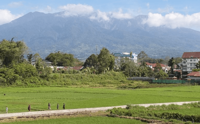 PVMBG Catat Tiga Kali Erupsi Gunung Marapi pada Minggu Pagi