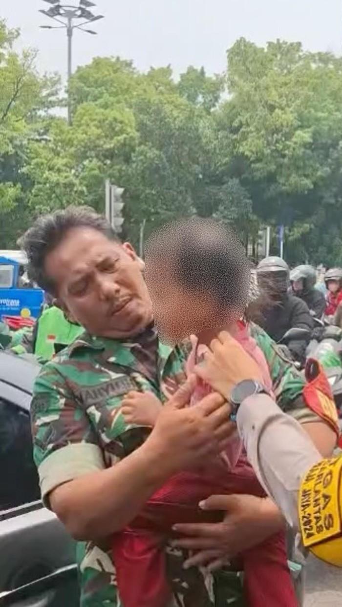 Aksi Heroik Serda Wahyu Selamatkan Anak dari Penyanderaan di Pospol Pejaten