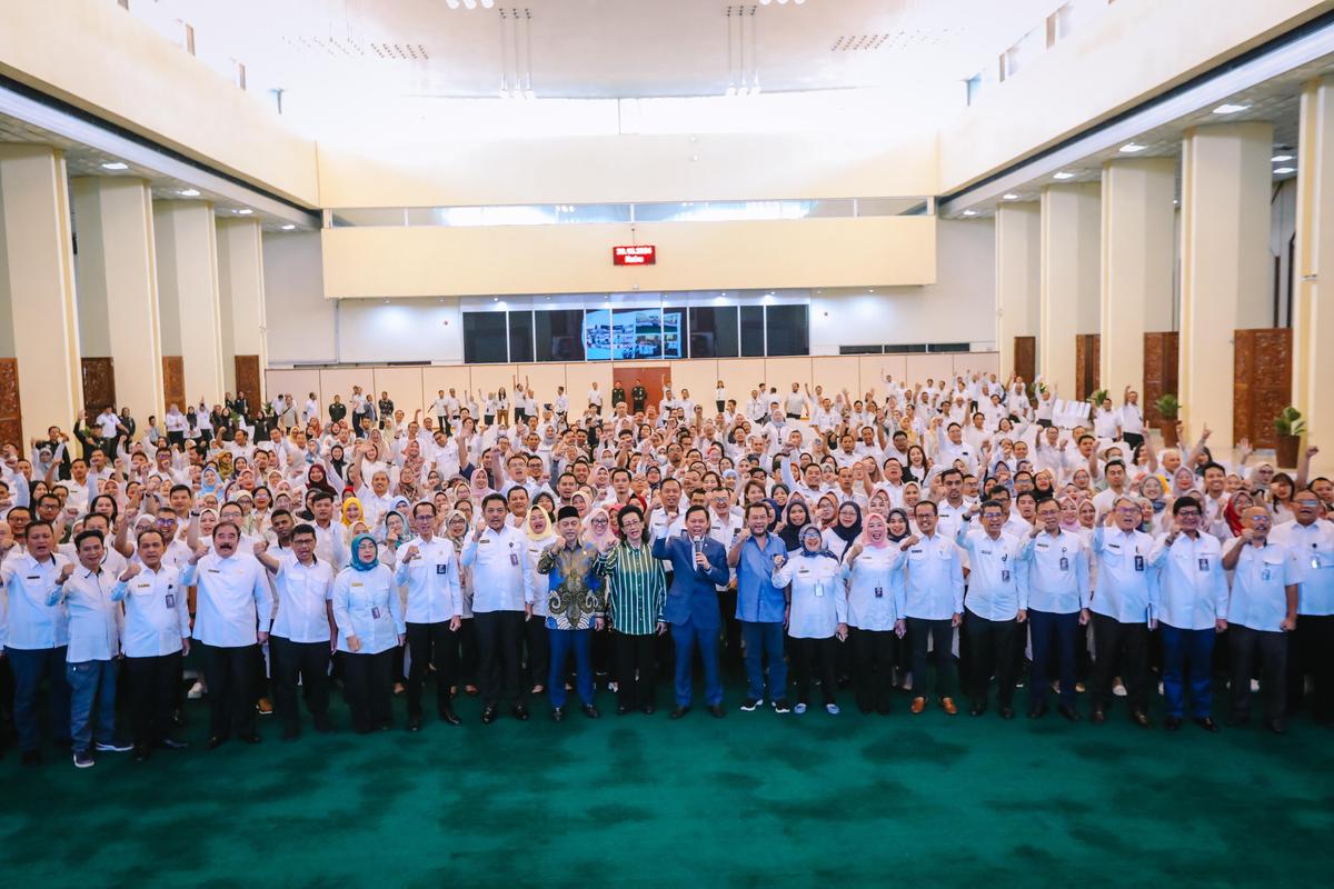 Pimpinan DPD RI Beri Arahan Ke Seluruh Pegawai Setjen DPD RI Untuk Wujudkan Parlemen Modern