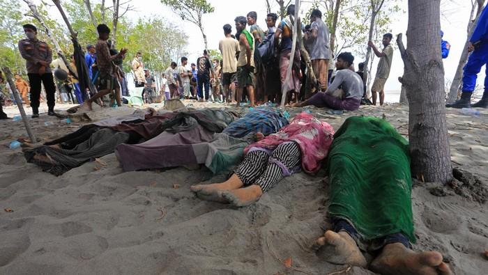 Enam Warga Rohingya Tewas di Laut saat Kapal Mendarat di Aceh Timur