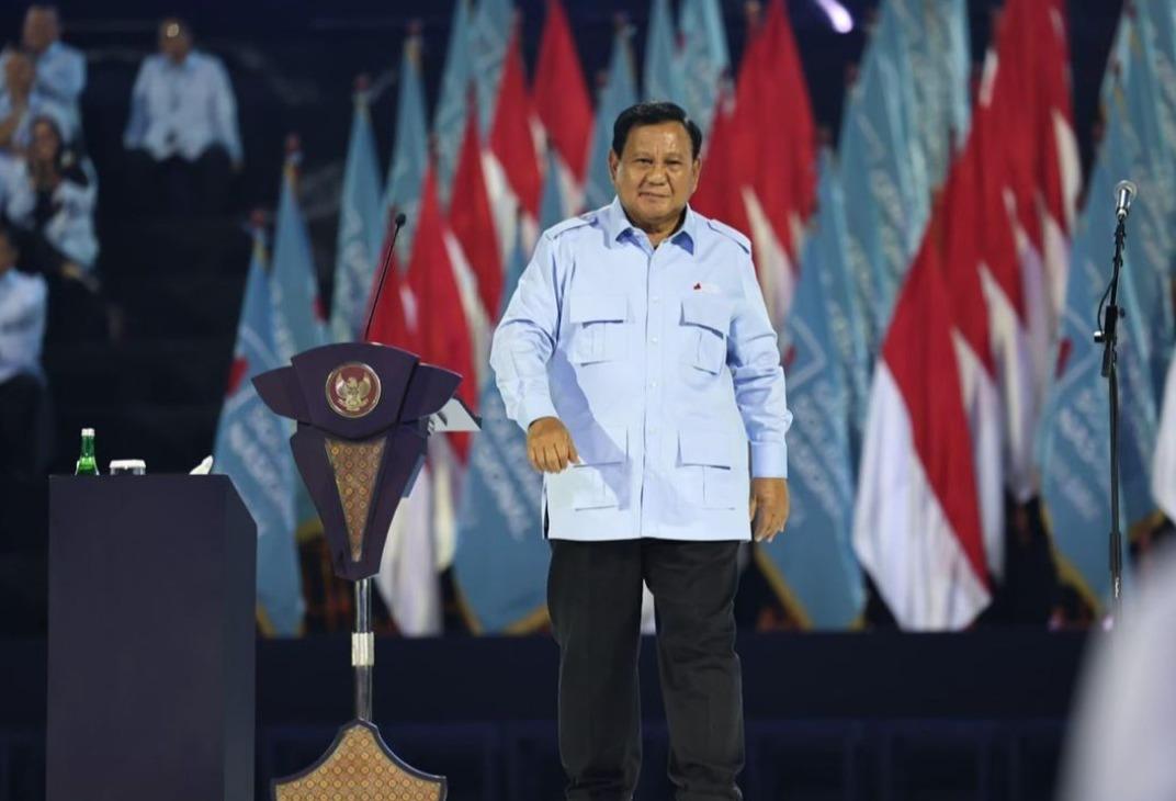 Prabowo Subianto Sambangi Kediaman Jokowi, Makan Malam Bersama di Solo