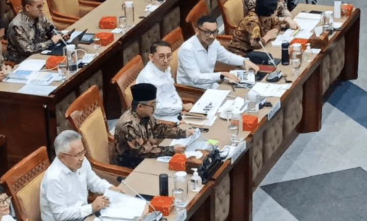 Menbud Siap Daftarkan 3 Kebudayaan Indonesia ke UNESCO, Salah Satunya Kebaya