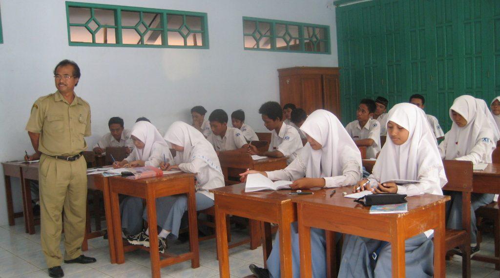 Kritik Kurikulum Merdeka, Komisi X Minta Tetapkan Lagi Ujian Nasional