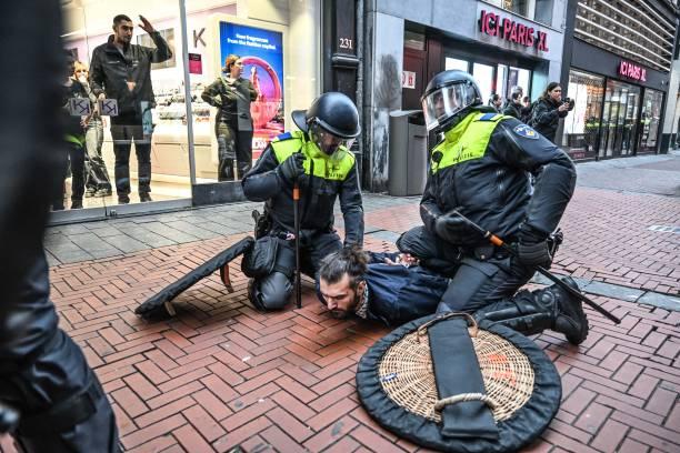 Demonstran Pro-Palestina Ditahan Polisi Belanda, Ada Apa?