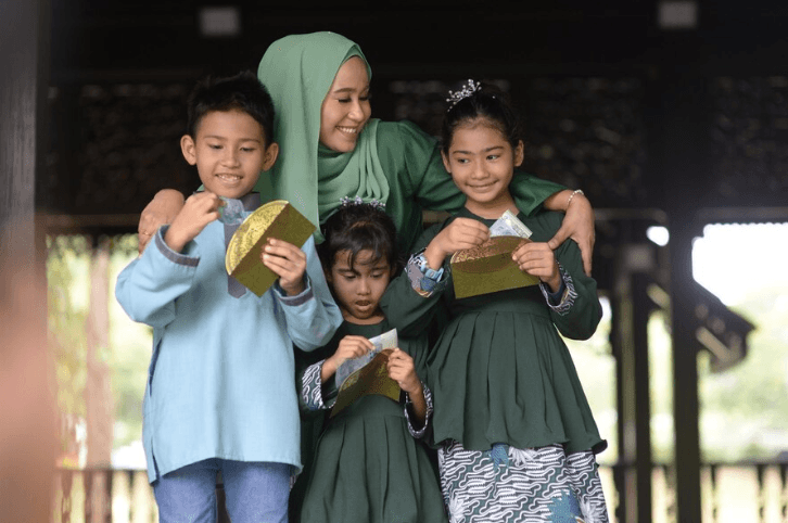 Cara Menyayangi Anak Yatim Sesuai Ajaran Islam: Membangun Kasih Sayang dan Kepedulian