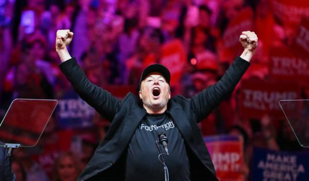 Trump Tunjuk Elon Musk Pimpin Reformasi Pemerintahan AS