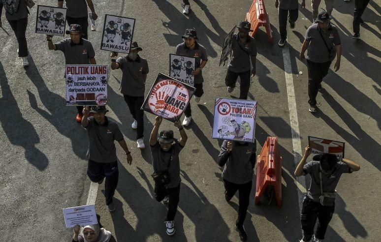 Bawaslu Banten Tekankan Pentingnya Netralitas ASN dalam Pilkada di Hadapan Komisi II DPR