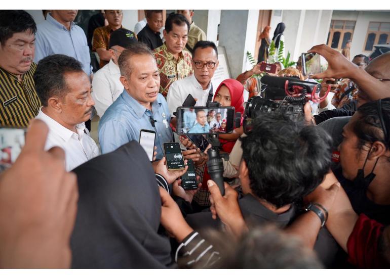 Turun Tangan Atasi Kisruh Susu Boyolali, Wamenkop Dorong KUD Masuk Industri Pengolahan