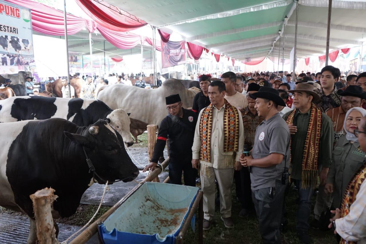 Kunker ke Lampung, Mentan Amran Bereskan 5 Keluhan Petani-Peternak