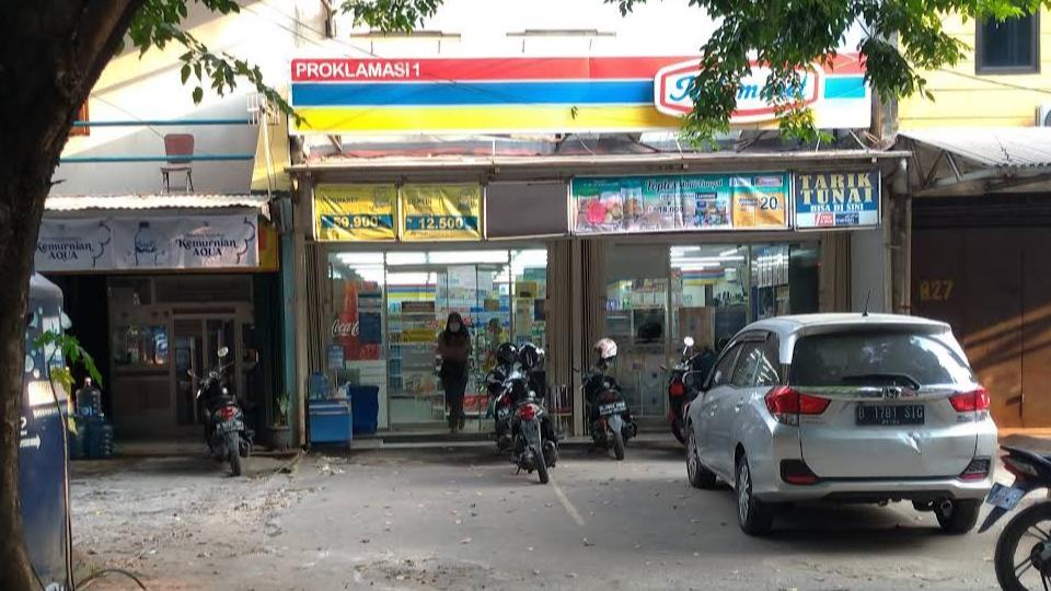 Mudah! Kini Masyarakat Bisa Bayar Pajak Kendaraan Praktis Lewat Indomaret