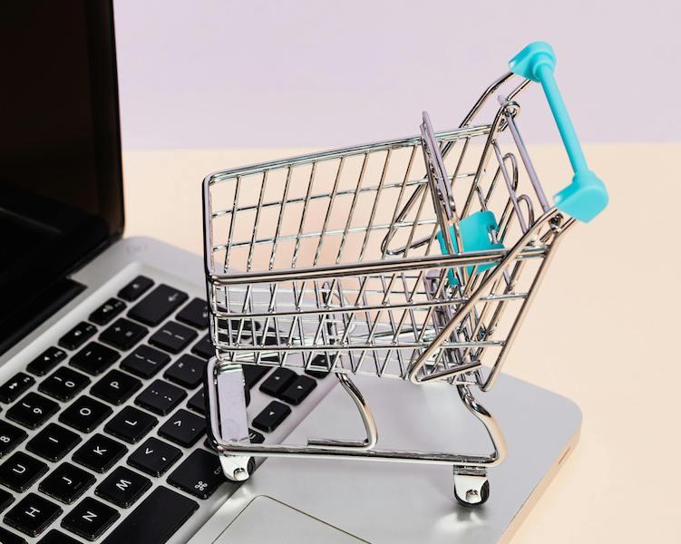 Tren Belanja Online 2024: Apa yang Berubah?