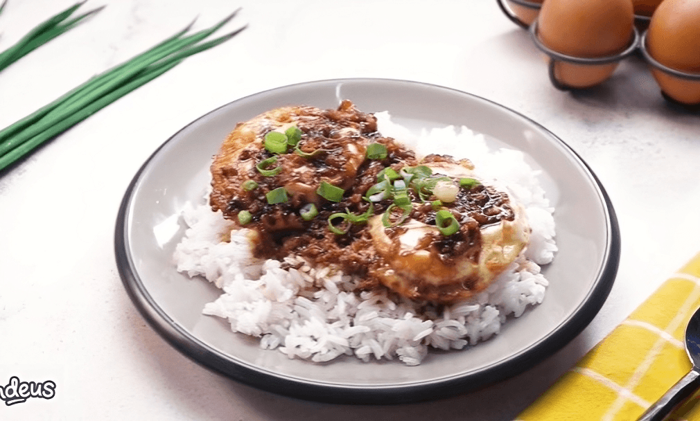Resep Nasi Telur Pontianak yang Viral di TikTok