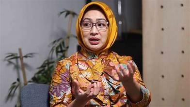 Dalam Debat Airin Fokus pada Link and Match SMK, Andra Prioritaskan Sekolah Gratis