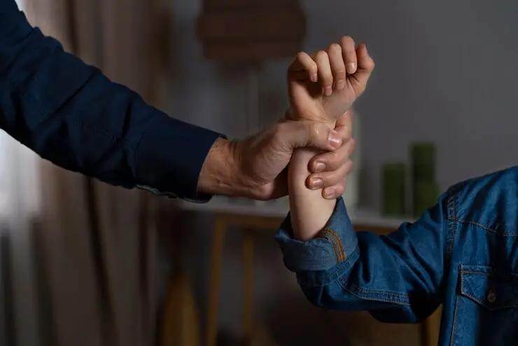 ODGJ Ngamuk Bawa Golok di Cibinong, Kini Dibawa ke RSJ