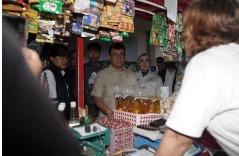 Tinjau Pasar Gedhe Klaten, Mendag Budi: Harga Bapok Stabil Jelang Nataru