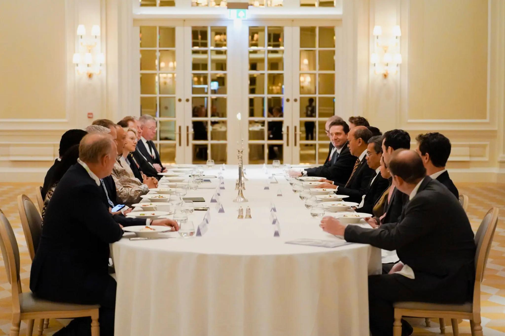 Menteri Rosan Tancap Gas Tindak Lanjuti Komitmen Investasi Strategis Sejumlah Perusahaan di London