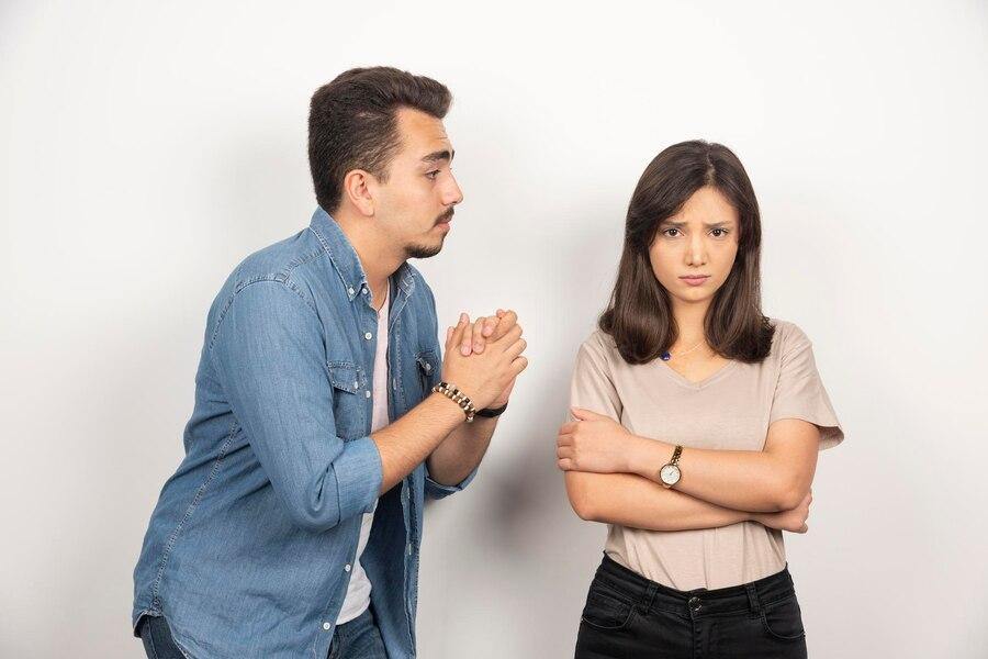 Pacar Sedang Badmood? Coba Tips Ini Untuk Menghadapinya!