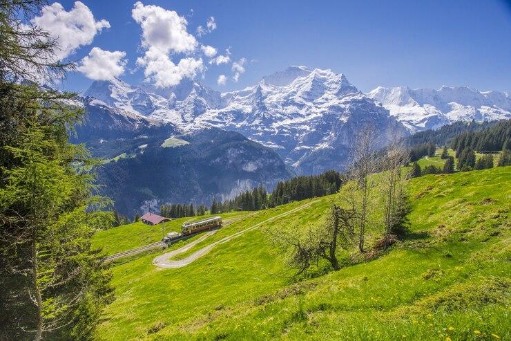 Waktu Terbaik Mengunjungi Swiss Menurut Pakar Lokal
