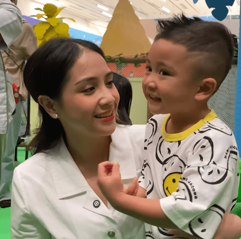 Nagita Slavina Buka Cipung Land di Bintaro Exchange Mall