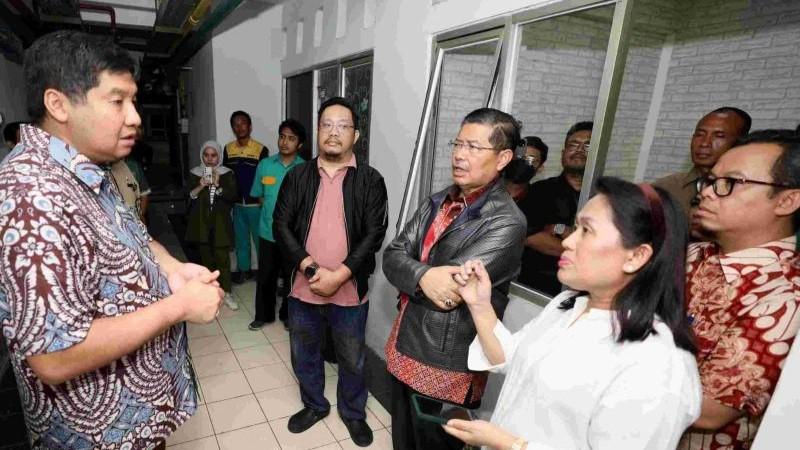 Pemprov DKI Fasilitasi Warga Kolong Jembatan Tomang Raya