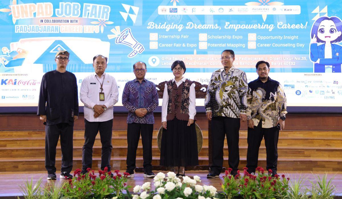 Sekjen Kemnaker: Pemerintah Terus Dorong Terciptanya Lapangan Kerja Inklusif dan Berkelanjutan