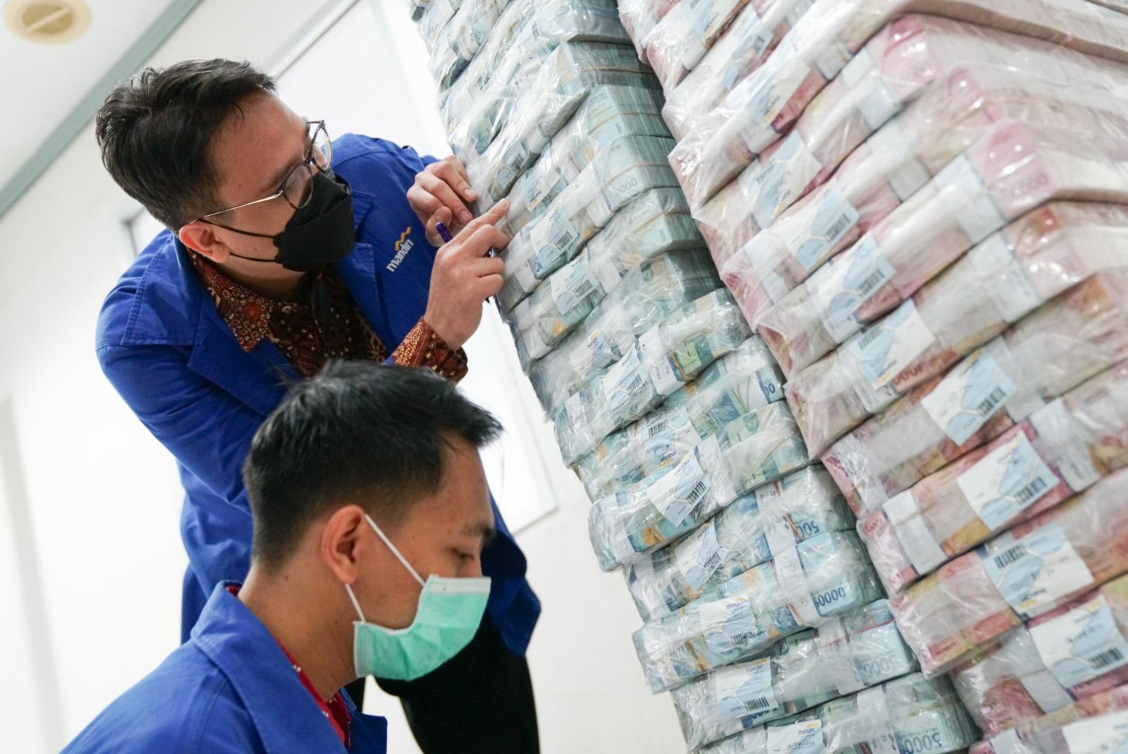 Sambut Libur Nataru, Bank Mandiri Siapkan Layanan Digital dan Uang Tunai Rp26 Triliun