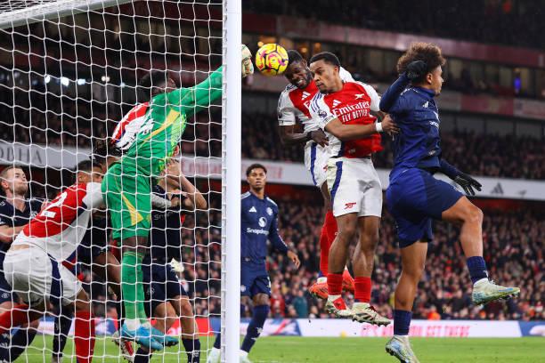 Hasil Liga Inggris: Arsenal Taklukkan MU 2-0