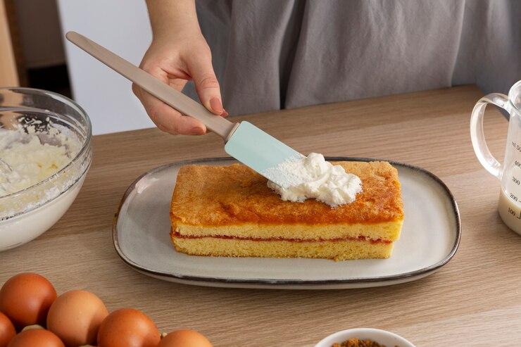 Memahami Perbedaan Whipped Cream dan Butter Cream