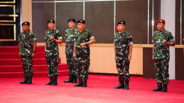 Daftar 16 Pati TNI Terima Kenaikan Pangkat, Panglima Harap Lebih Profesional