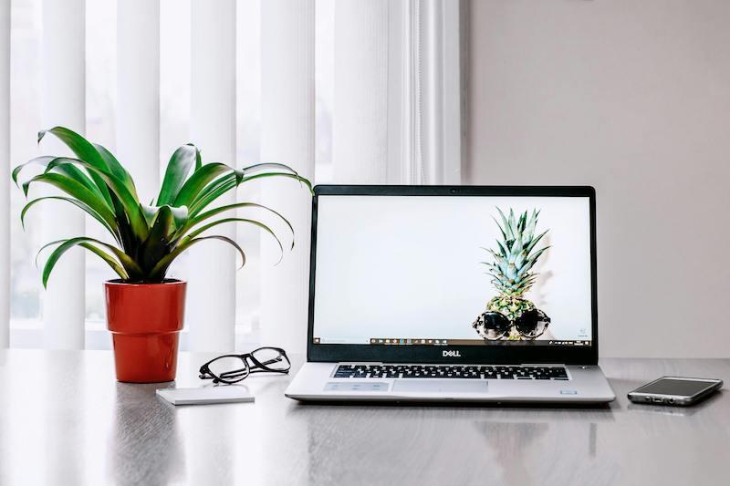 Cara Mengatasi Laptop yang Sering Berkedip
