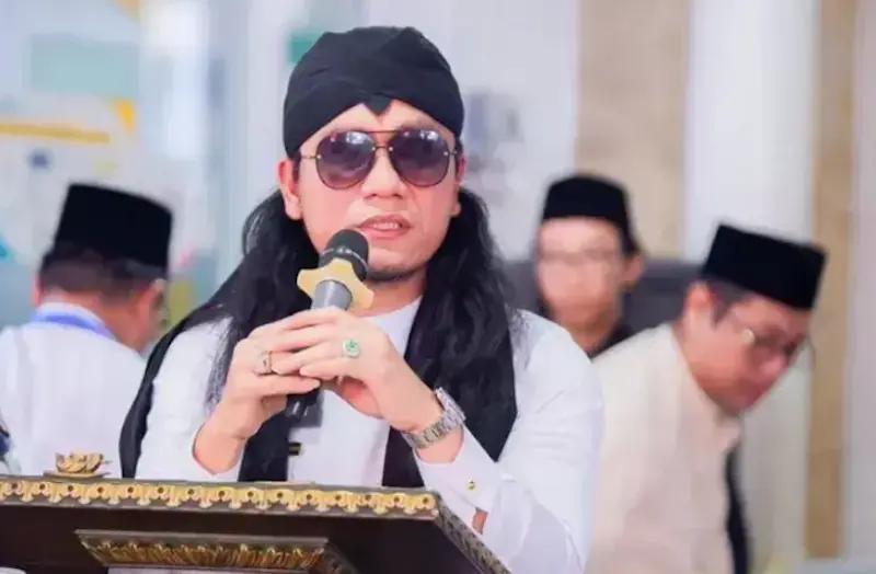 8 Kontroversi Gus Miftah, Dari Polemik Es Teh hingga Toyor Kepala Istri