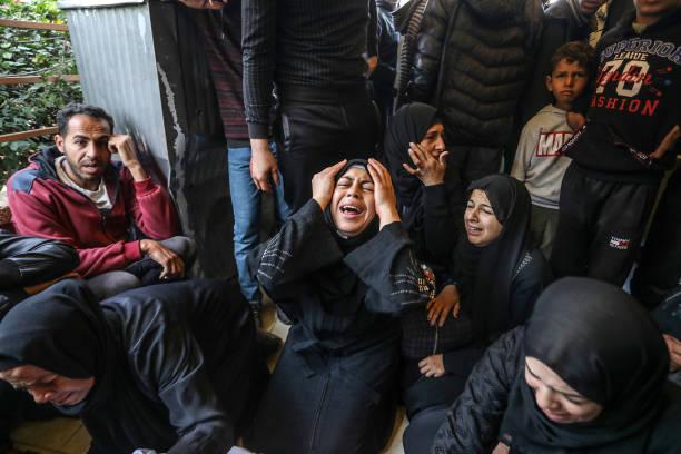 Serangan Israel Tewaskan 19 Warga Gaza, Total Korban Capai 44.805