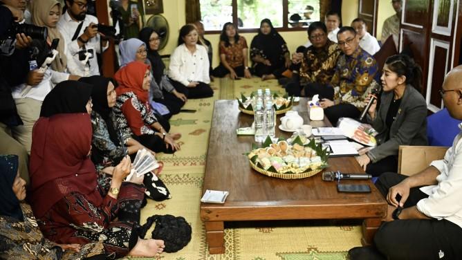 Meutya Hafid Dorong UMKM Naik Kelas dengan Memanfaatkan AI