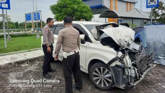 Pelatih Persewangi Tewas dalam Kecelakaan di Tol Paspro
