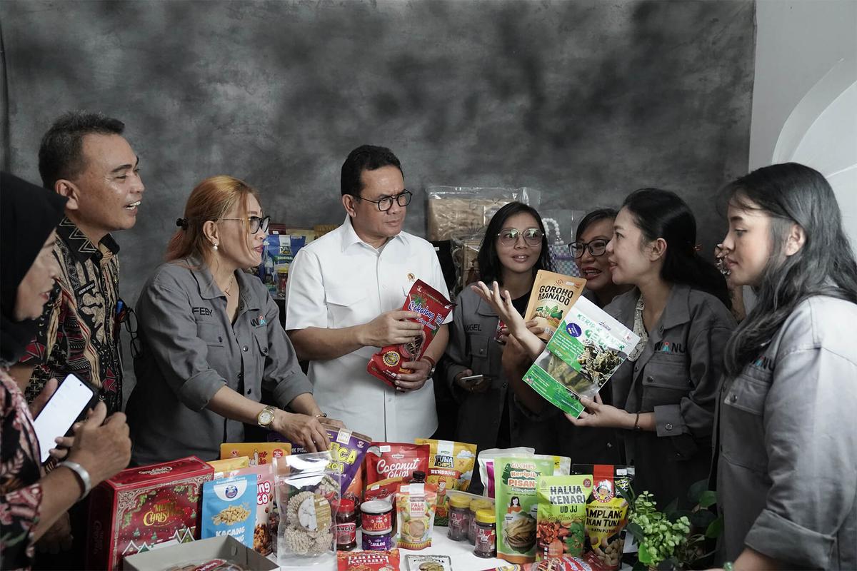 Mendag Kunjungi UMKM Gerai Waesa di Manado