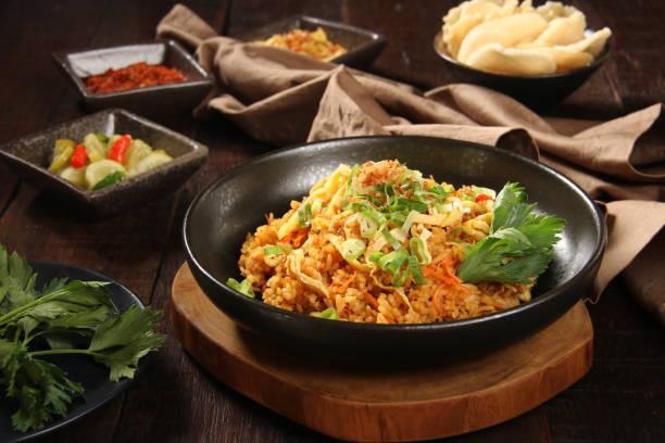 Lebih Sehat dan Tetap Enak, Ini Resep Nasi Goreng Tanpa Minyak