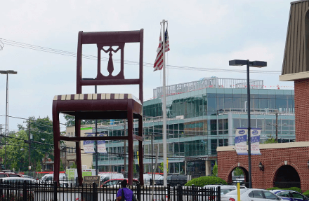 The Big Chair, Kursi Raksasa dengan Sejarah Unik di Washington DC