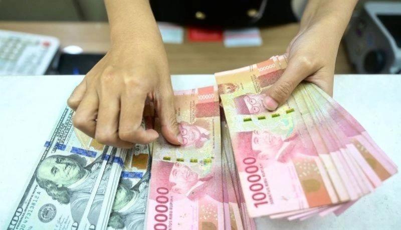 Ya Ampun! Kurs Rupiah Babak Belur hingga Rp16.313 per Dolar AS