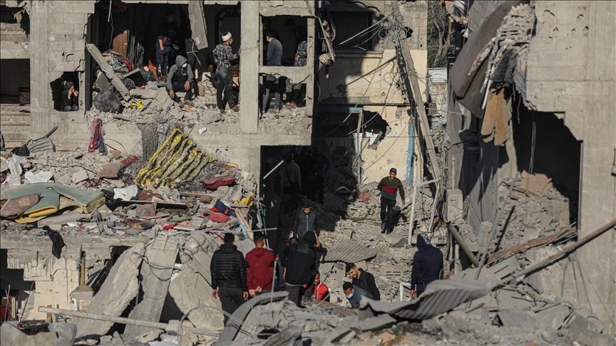 Serangan Israel di Gaza Tewaskan 77 Warga Palestina, Total Capai 45.206