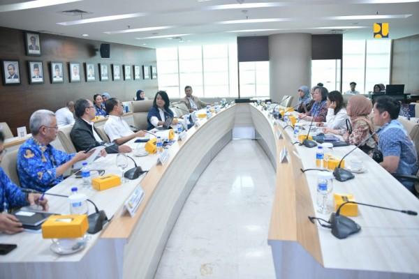 Wamen Diana Bahas Program Ketahanan Gempa dan Pengembangan Perkotaan