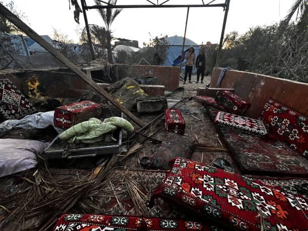 Puluhan Tewas Akibat Serangan Udara Israel di Gaza