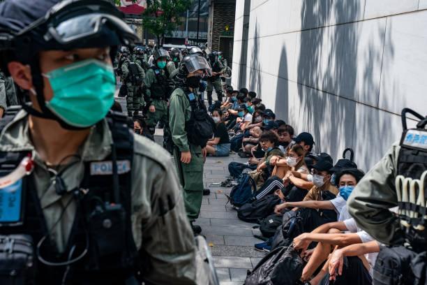 Polisi Hong Kong Tawarkan Hadiah Rp 1,9 M untuk Tangkap Aktivis