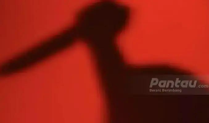 Perampok Bacok Kepala Pemilik Warkop di Cipayung hingga Terluka