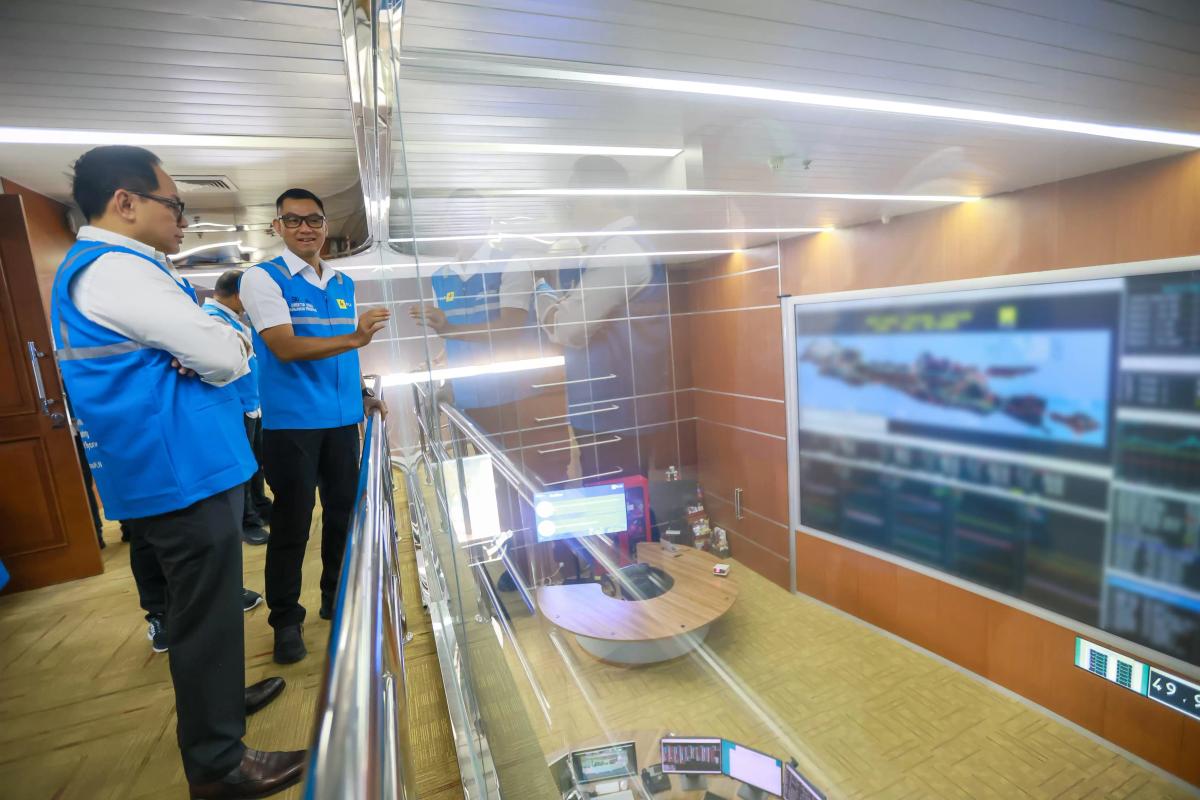Wamen BUMN Cek Sistem Monitoring Digital PLN, Jamin Listrik Aman Saat Nataru