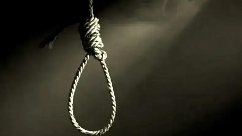 Rumah Bau Bangkai, Ternyata Ada Wanita Tewas Gantung Diri di Cakung