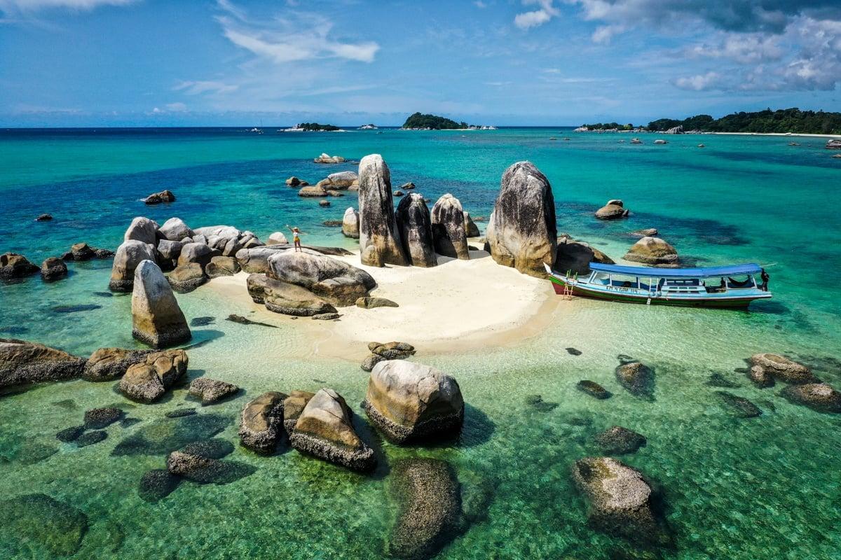 Pulau Belitung: Surga Tropis di Timur Sumatera
