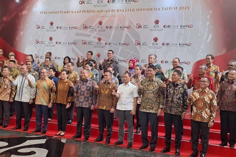 Lindungi Investor Ritel, OJK Perkuat Integritas Pasar Modal di 2025